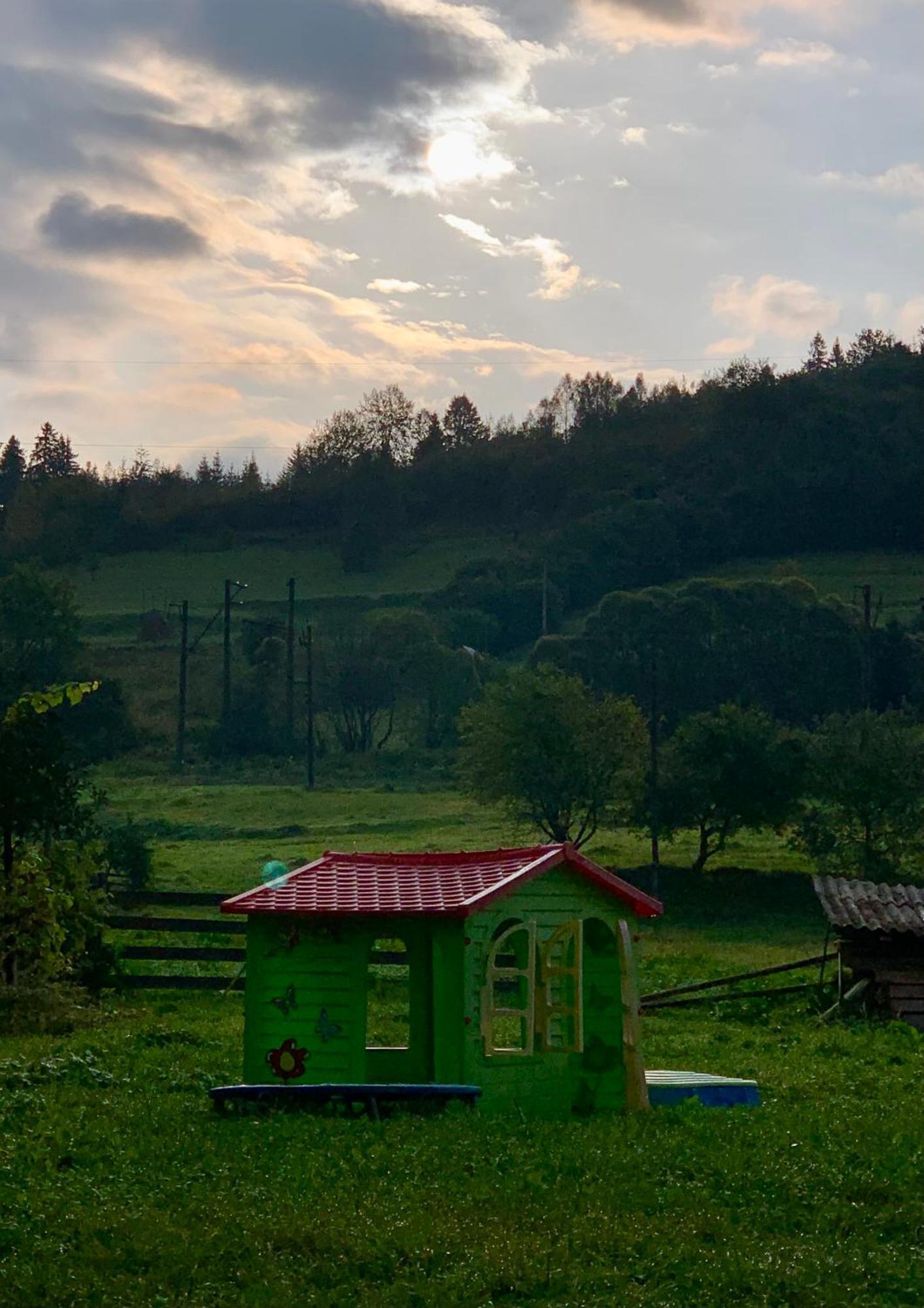 Дім Villa Tukhlya Exterior foto